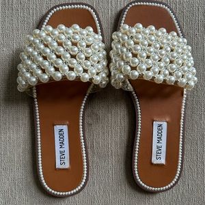 Steve Madden Pearl Slides